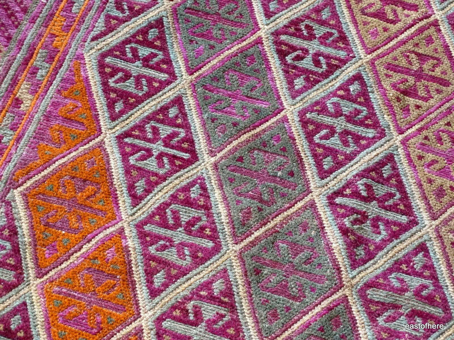 Afghan Meshwani (270 x 202cm) - eastofhere