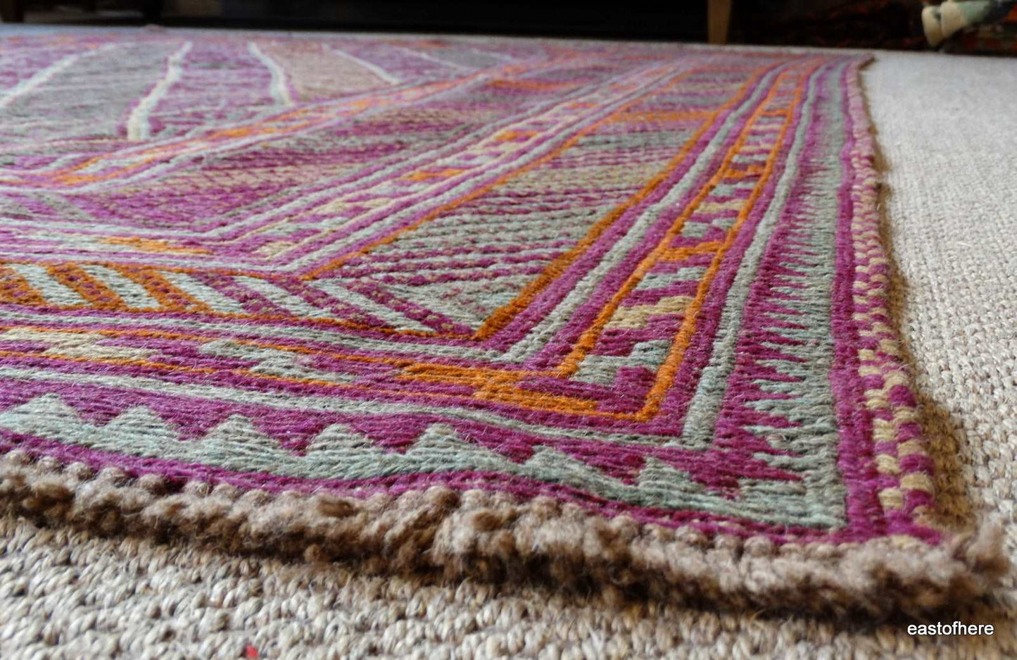 Afghan Meshwani (270 x 202cm) - eastofhere