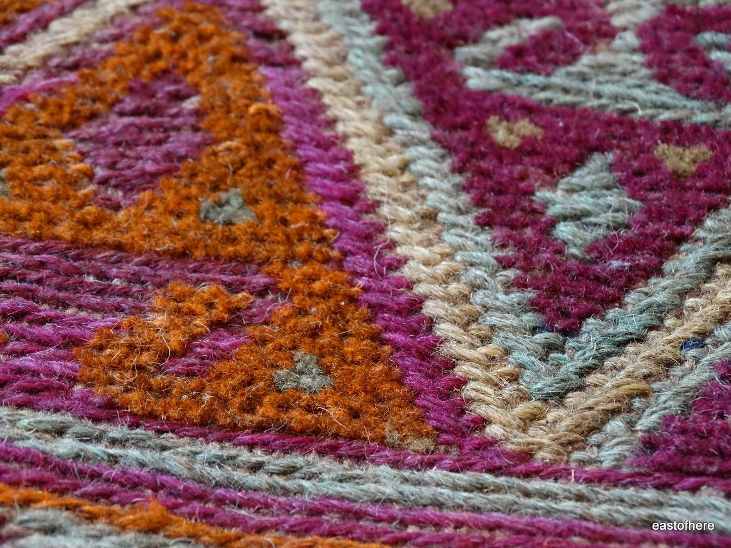 Afghan Meshwani (270 x 202cm) - eastofhere