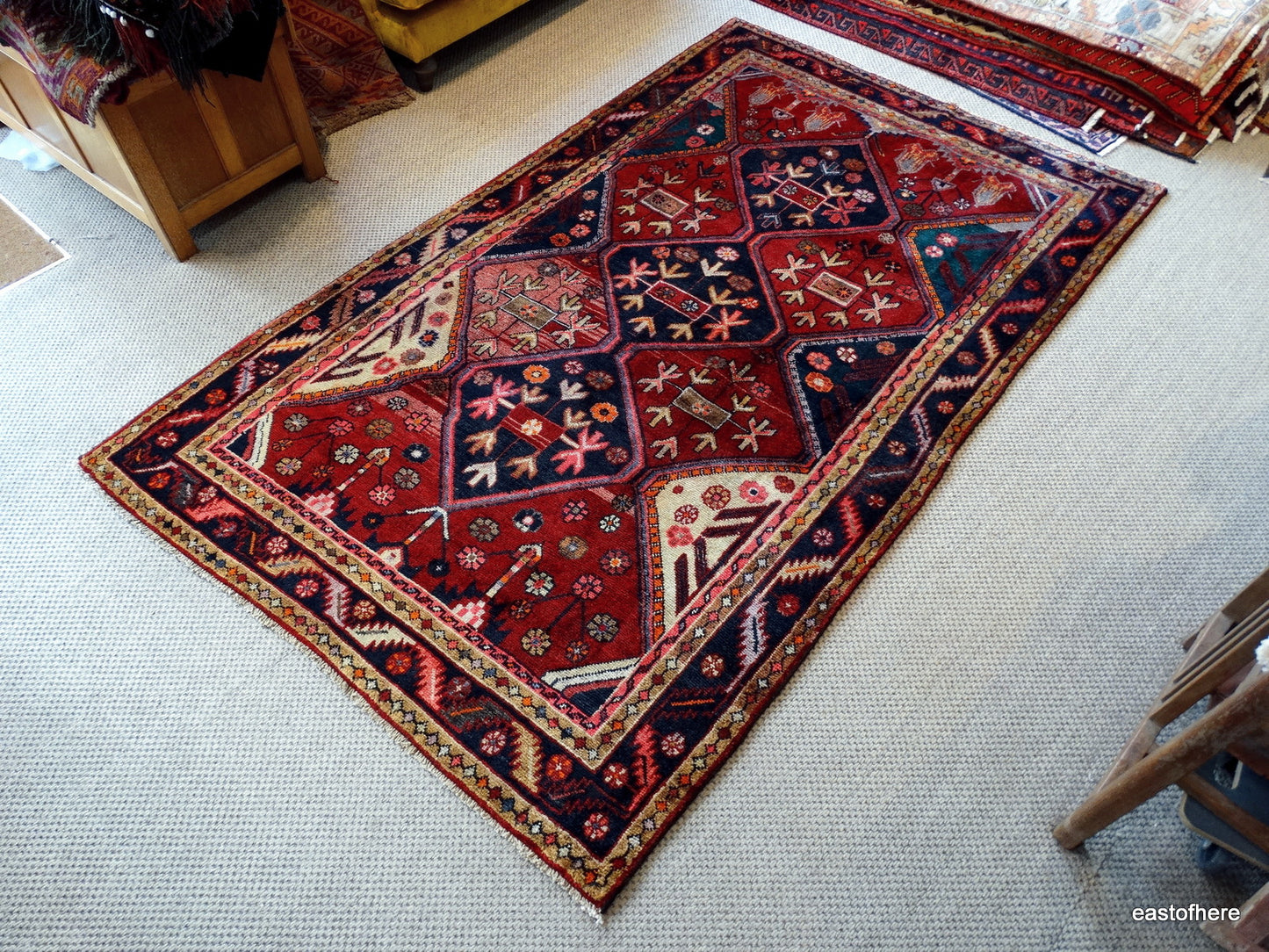 Bakhtiari Lori (245 x 150cm) - eastofhere