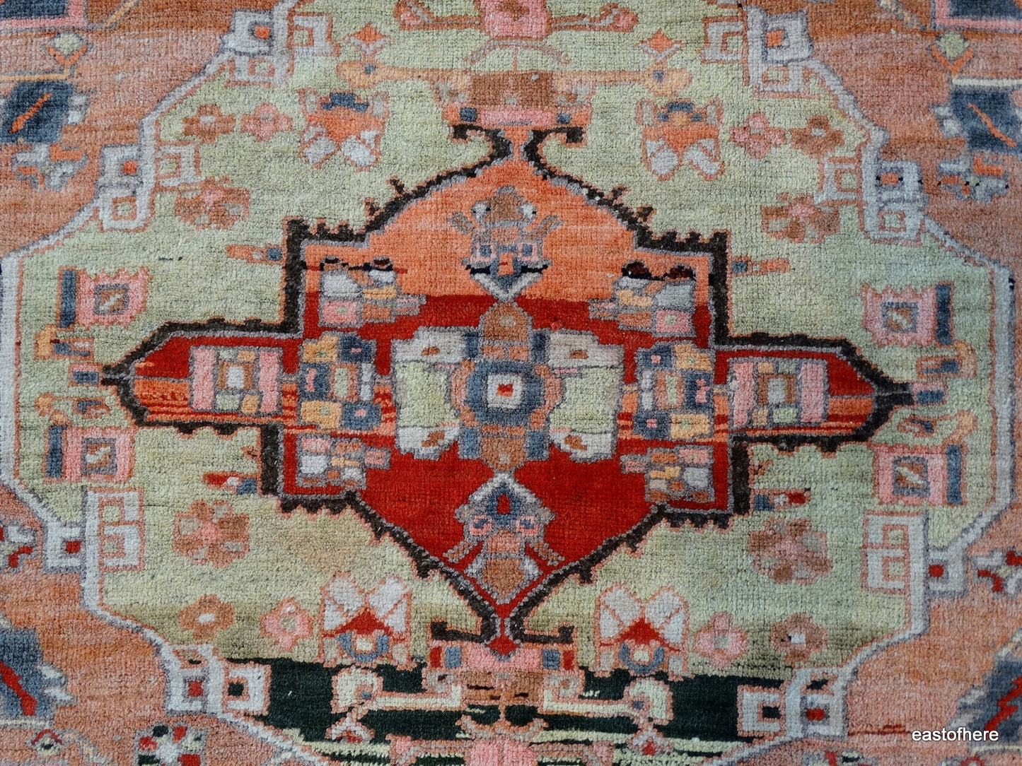 Vintage Lori (220 x 155cm) - eastofhere