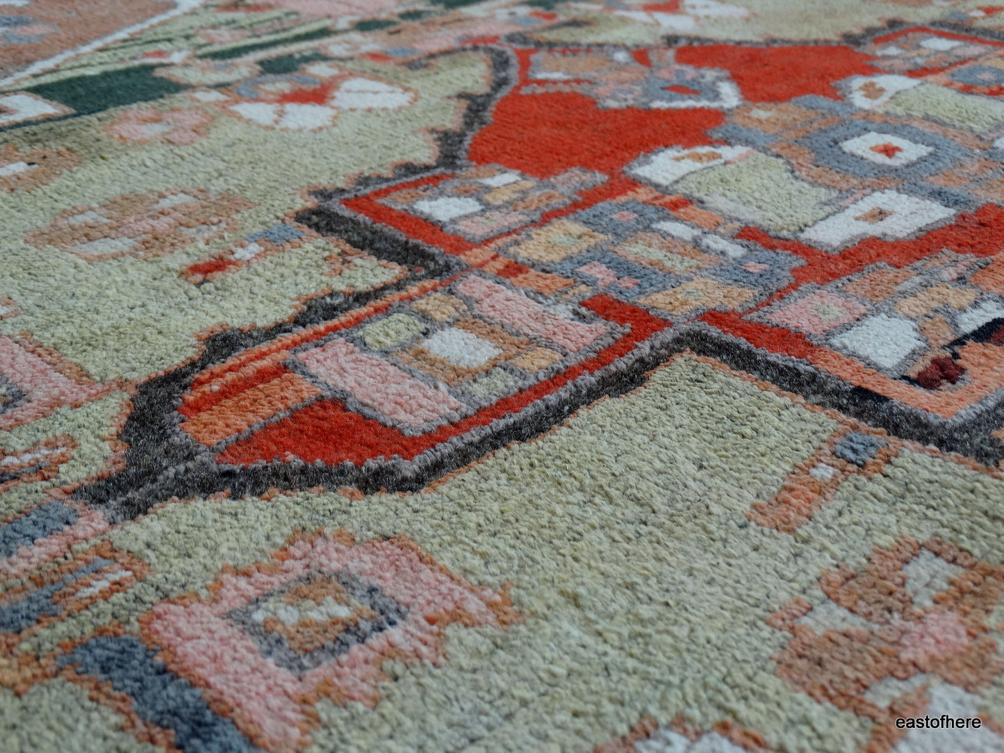 Vintage Lori (220 x 155cm) - eastofhere