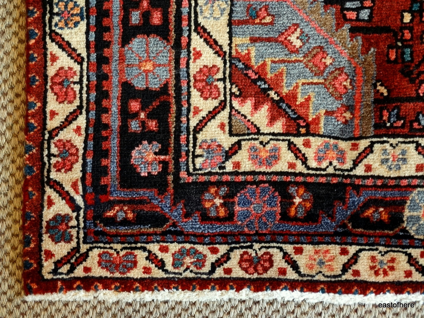 Vintage Tuyserkan (231 x 132cm) - eastofhere