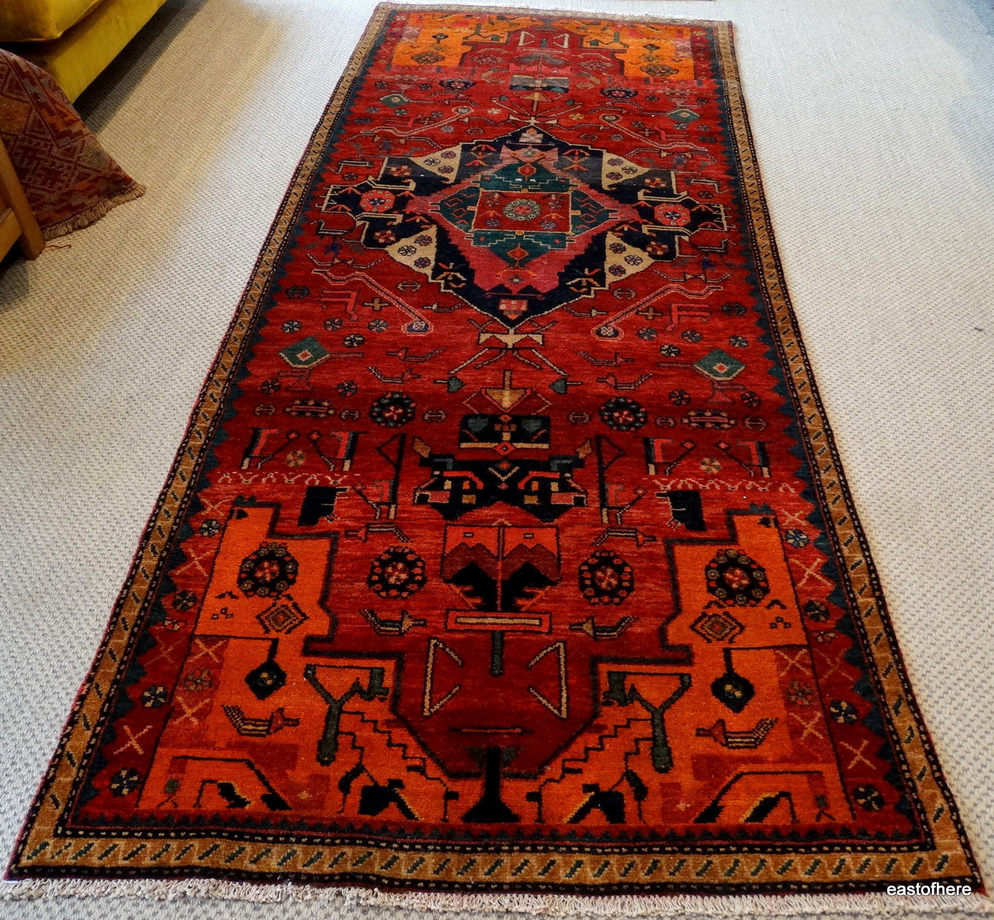 Iranian Lori (276 x 118cm) - eastofhere