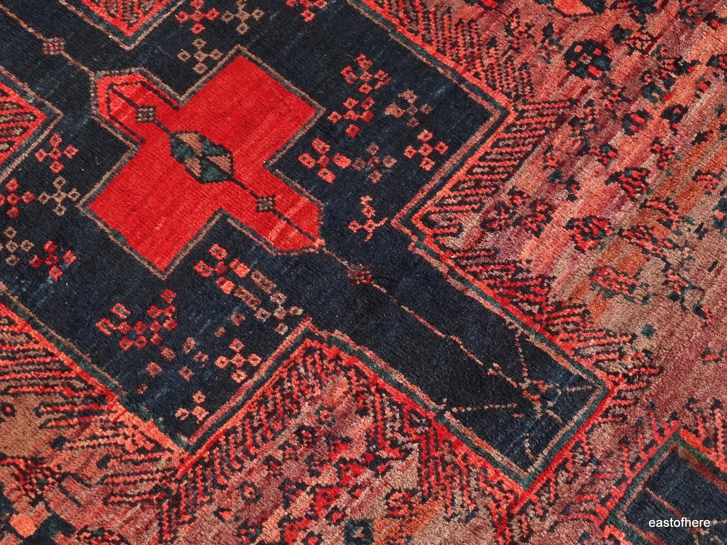 Afshar Sirjan (220 x 158cm) - eastofhere