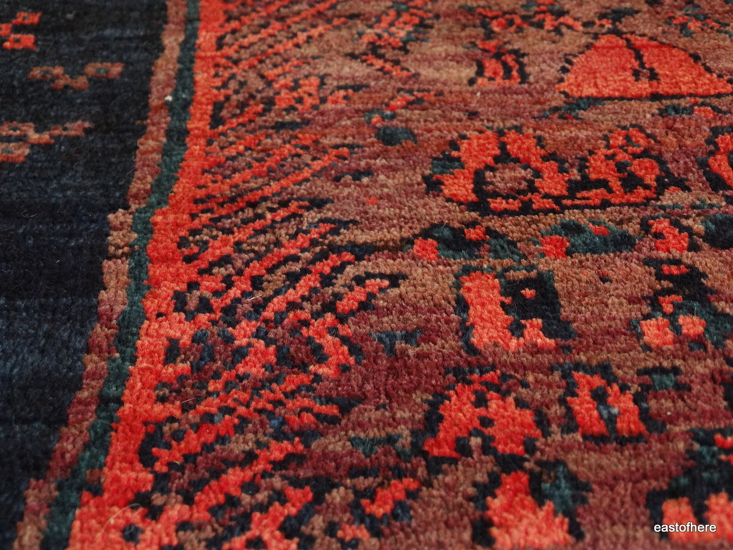 Afshar Sirjan (220 x 158cm) - eastofhere