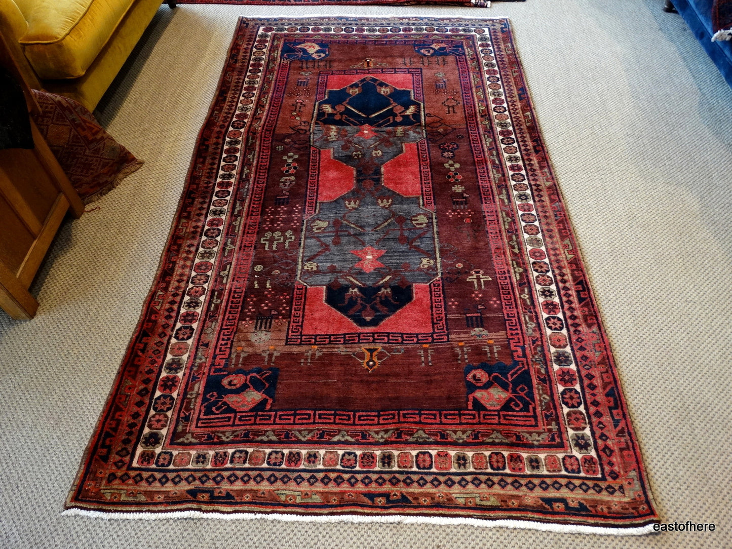 Afshar Sirjan (255 x 146cm) - eastofhere