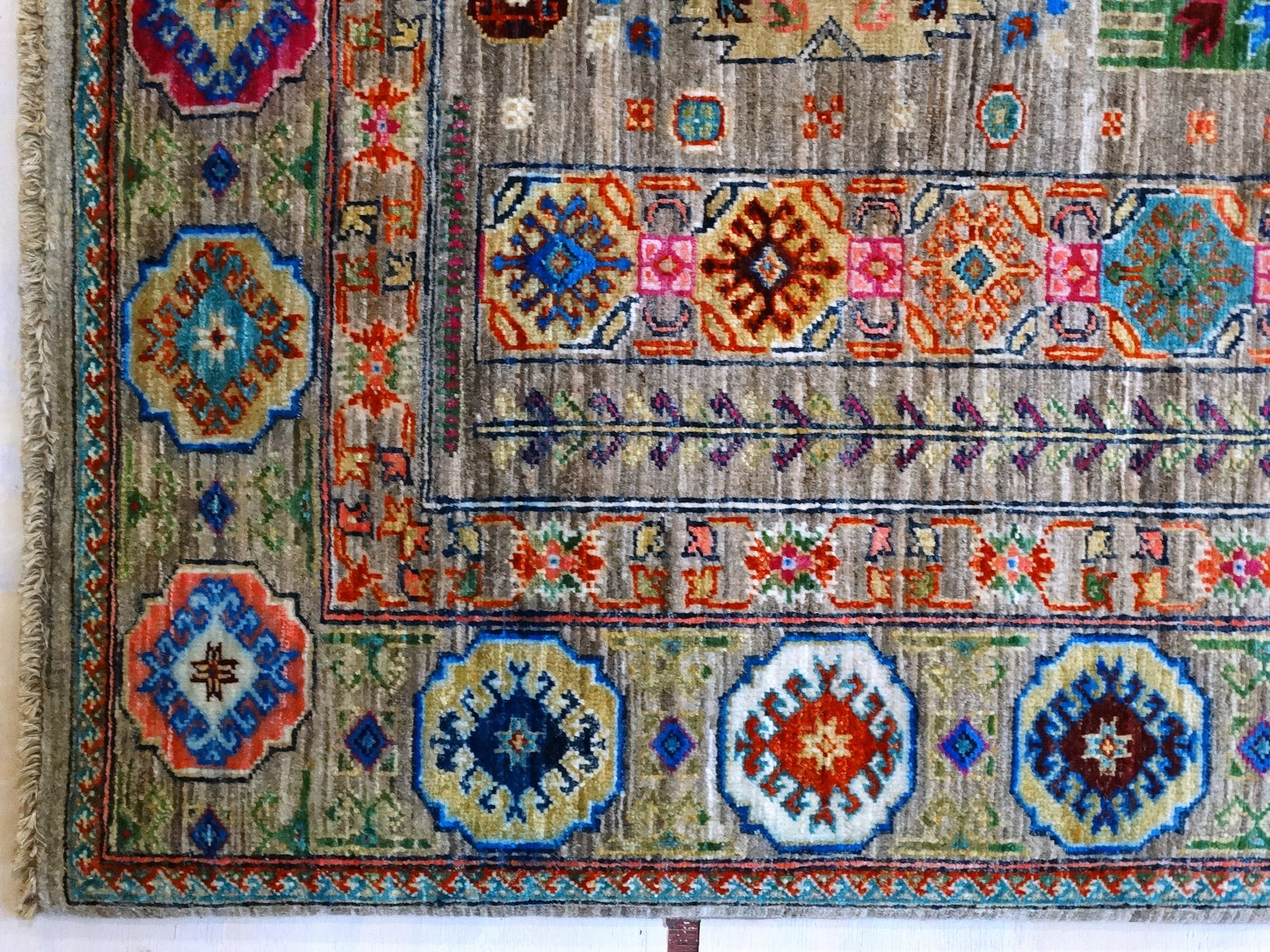 Afghan Sultani (209 x 302cm)