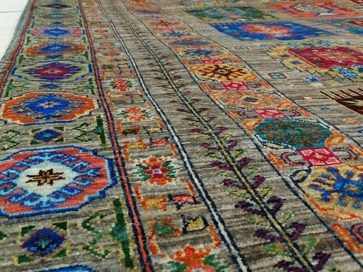 Afghan Sultani (209 x 302cm)