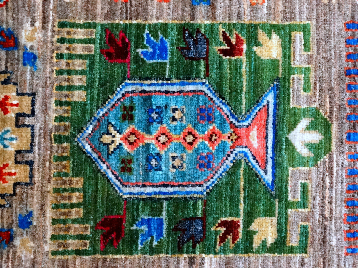 Afghan Sultani (209 x 302cm)