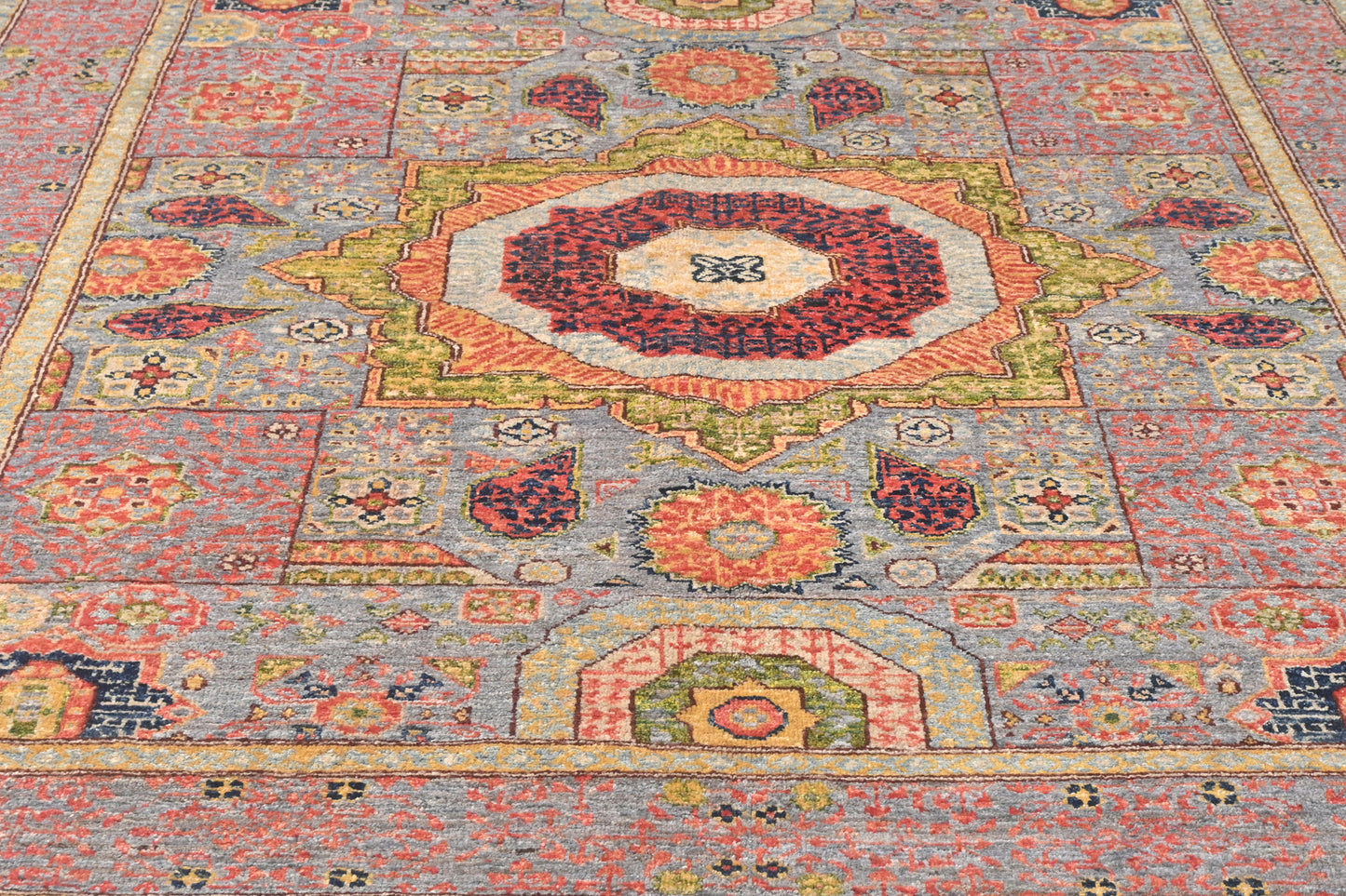 Afghan Mamluk (198 x 153cm)