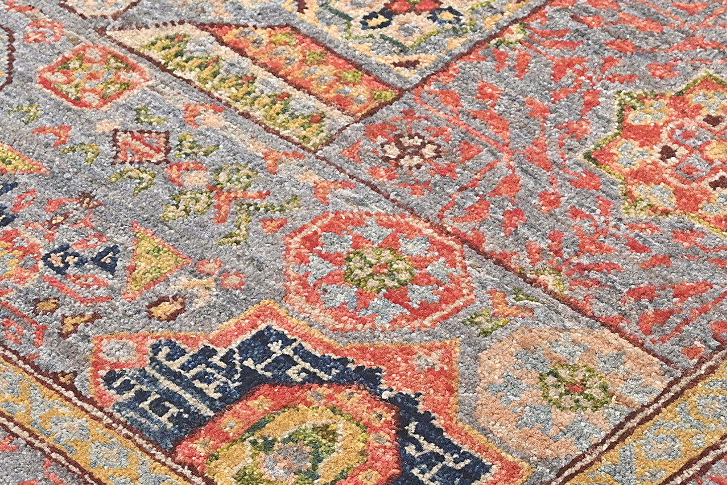 Afghan Mamluk (198 x 153cm)