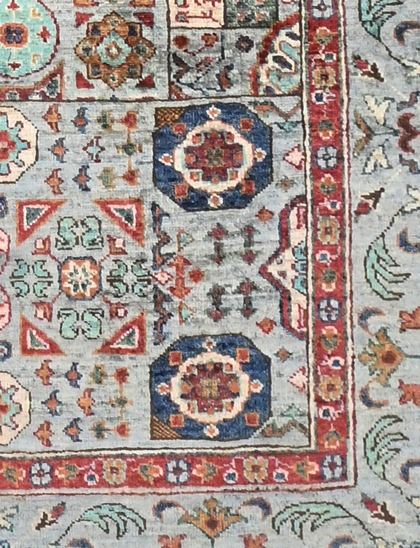 Afghan Mamluk (247 x 175cm)