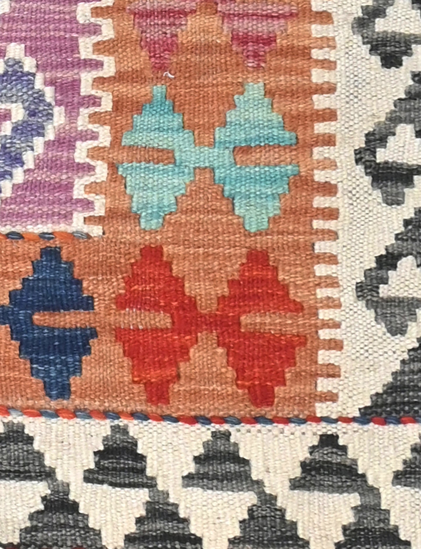 Afghan Kilim Rug (120 x 80cm)