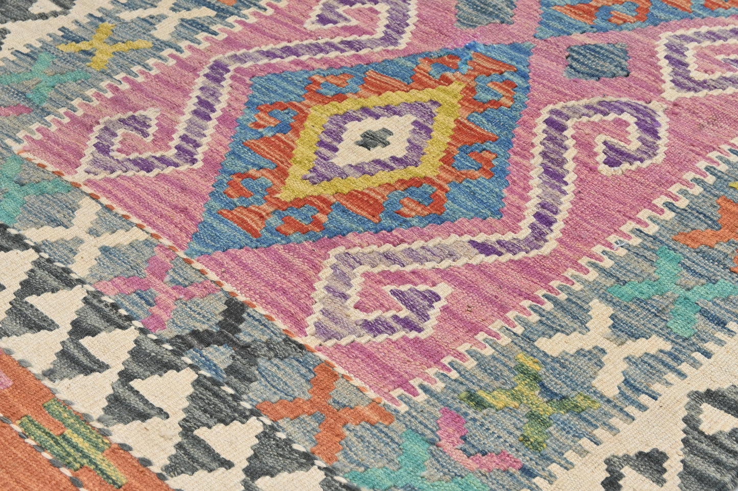 Afghan Kilim Rug (124 x 81cm)
