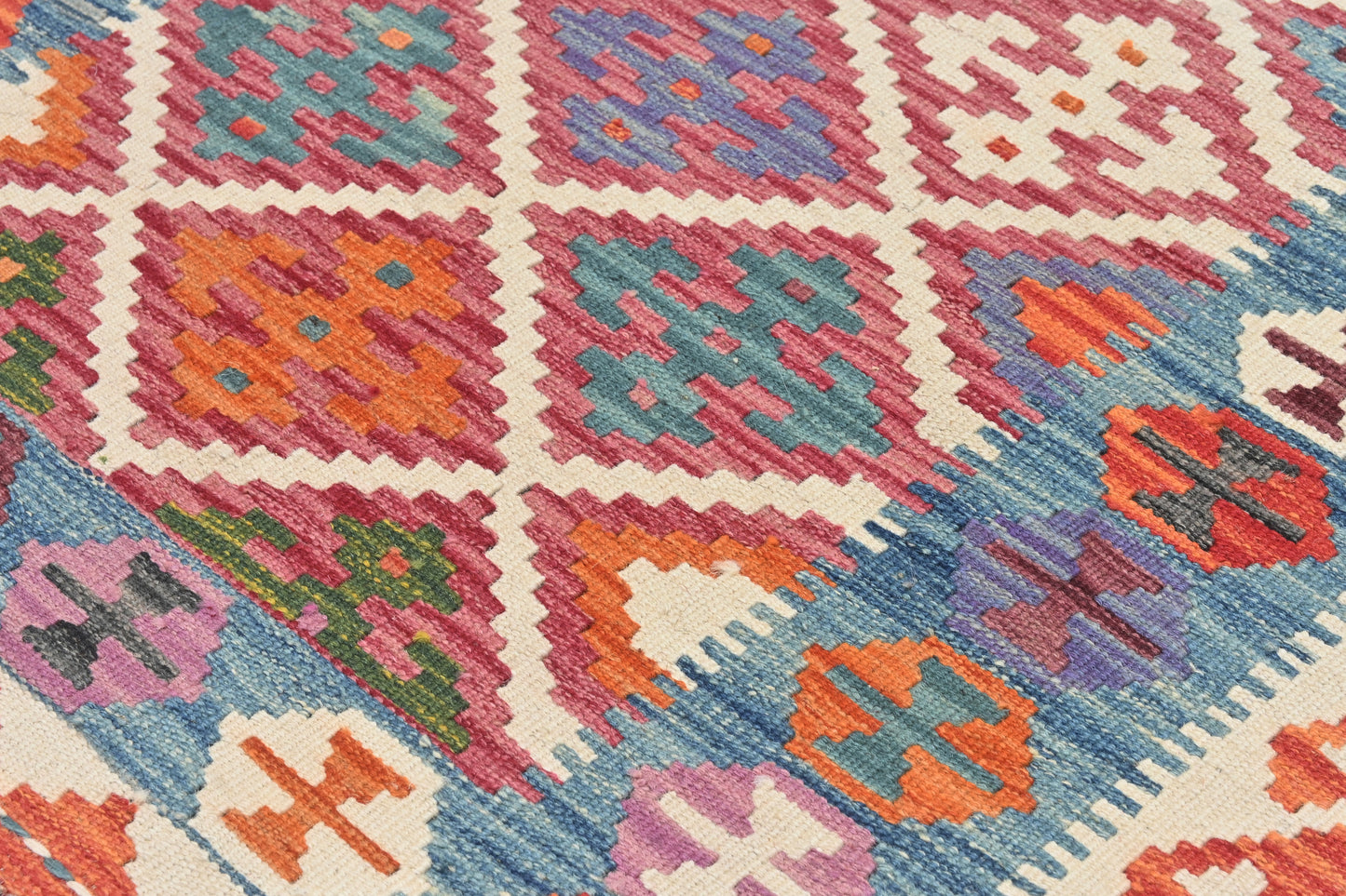 Kilim Rug (122 x 83cm)