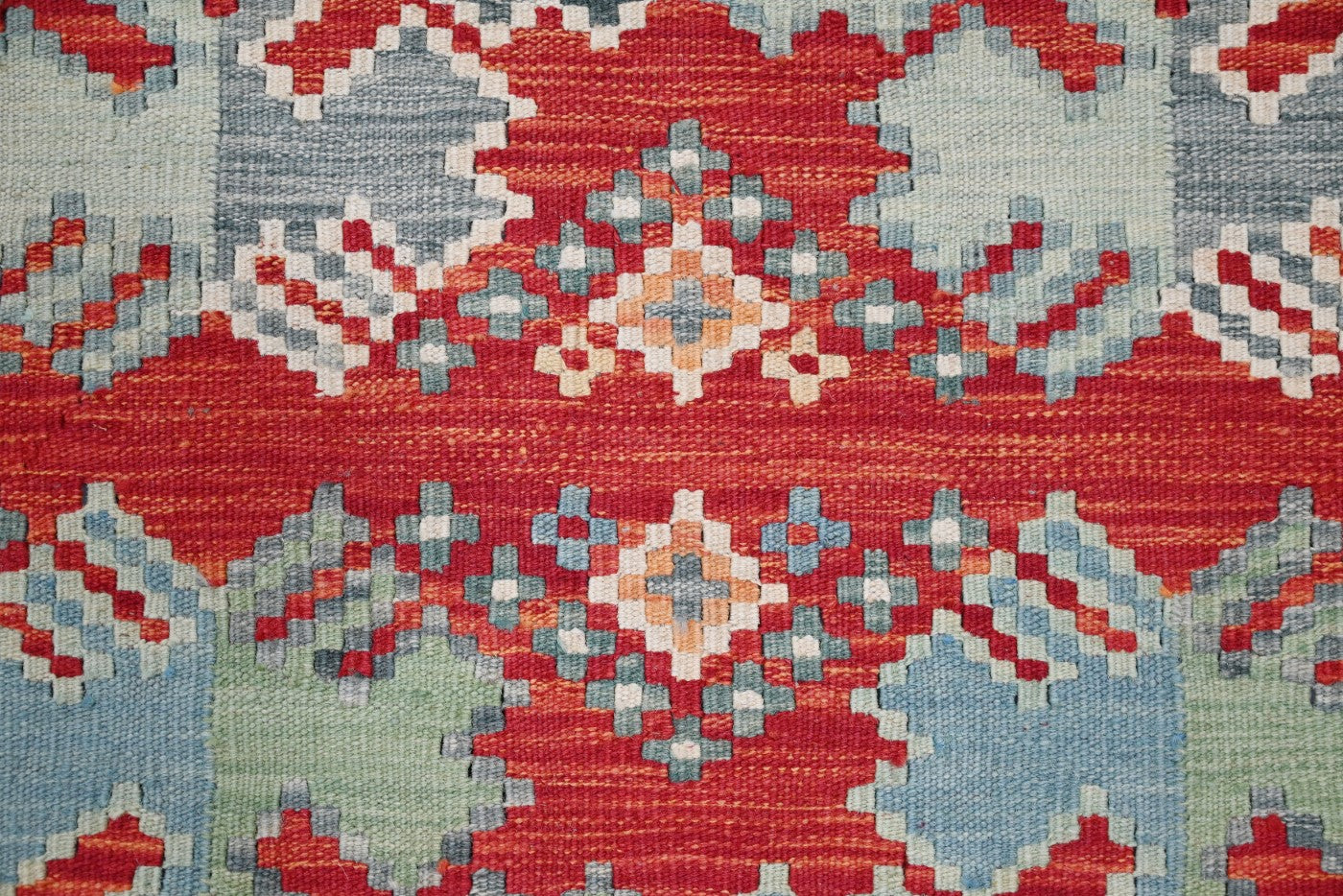 Kilim Rug (194 x 134cm)
