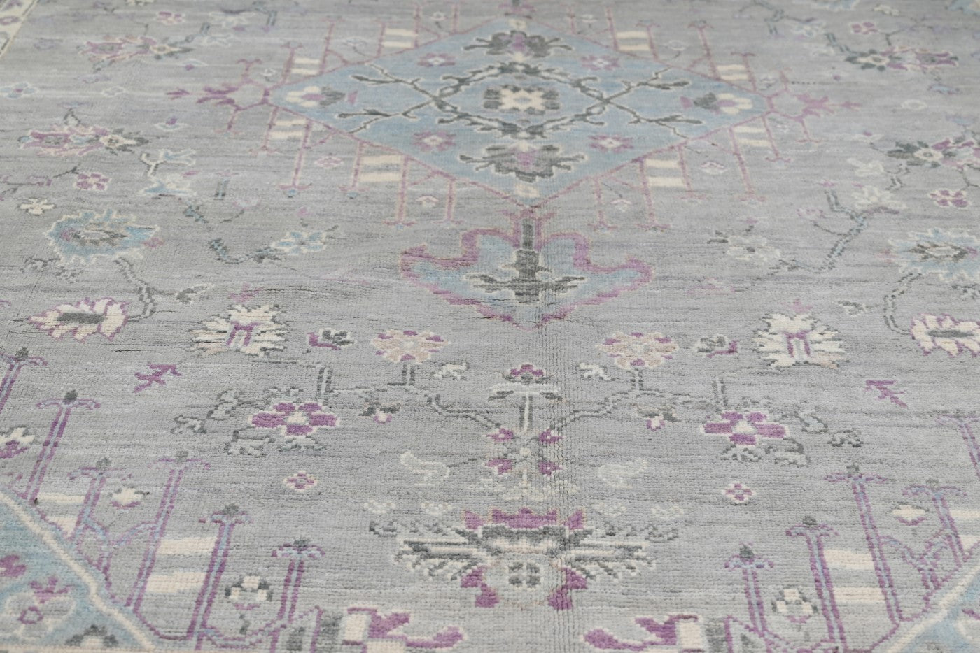 Afghan Oushak Rug (363 x 277cm)