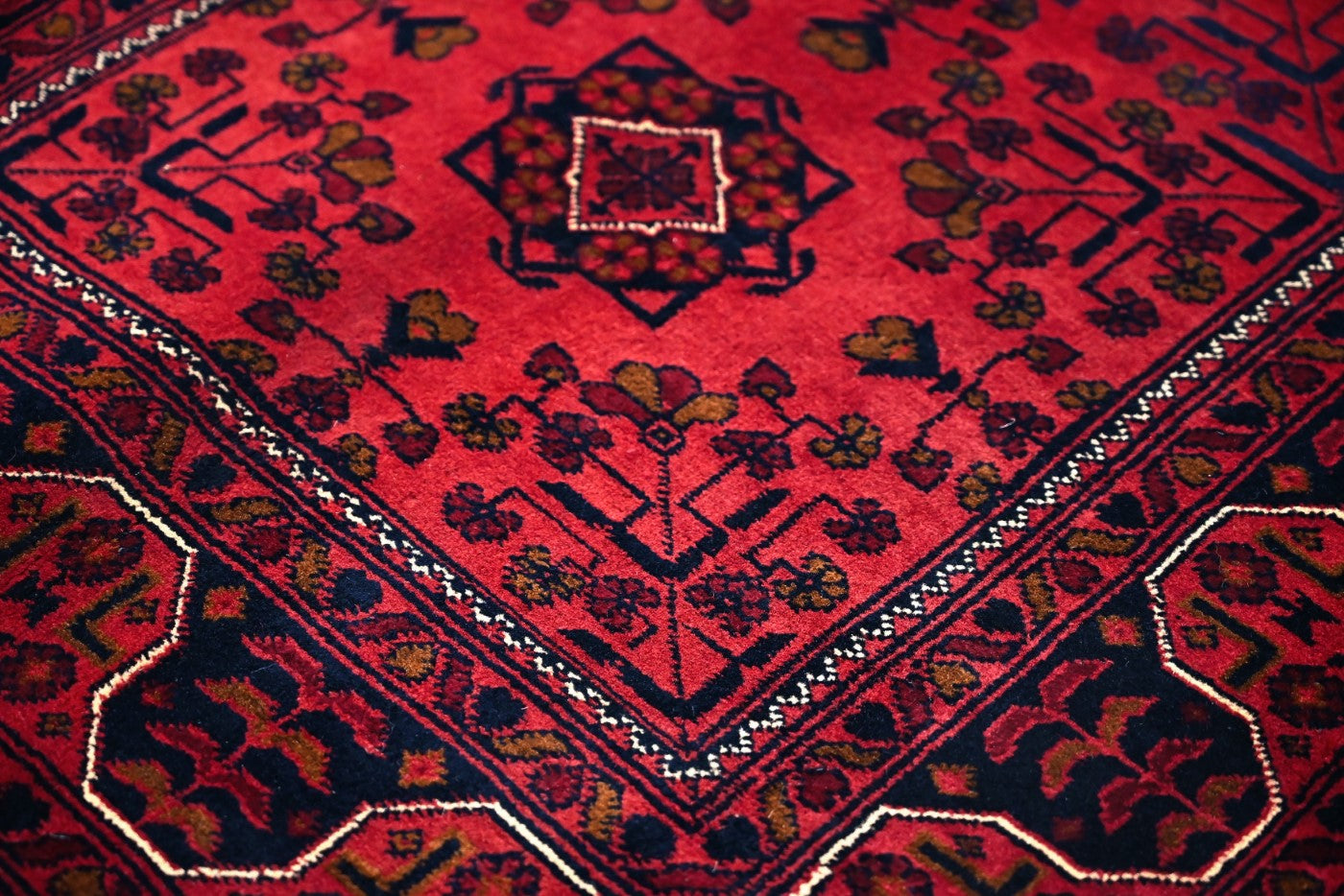 Afghan Khal Mohammadi Rug (121 x 85cm)