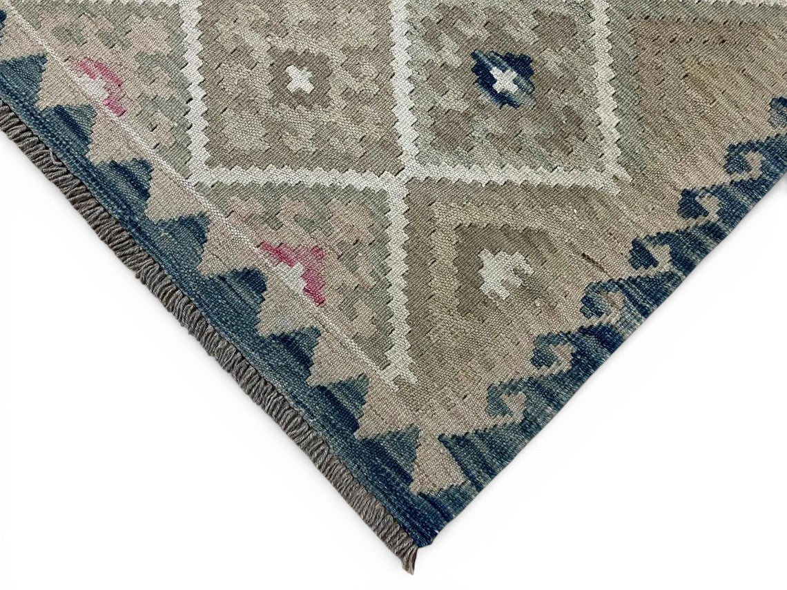 Kilim Runner 289 x 83cm - eastofhere