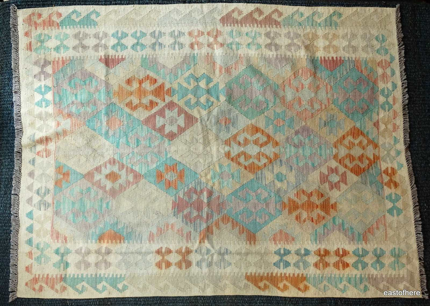 Afghan Kilim (196 x 150cm)