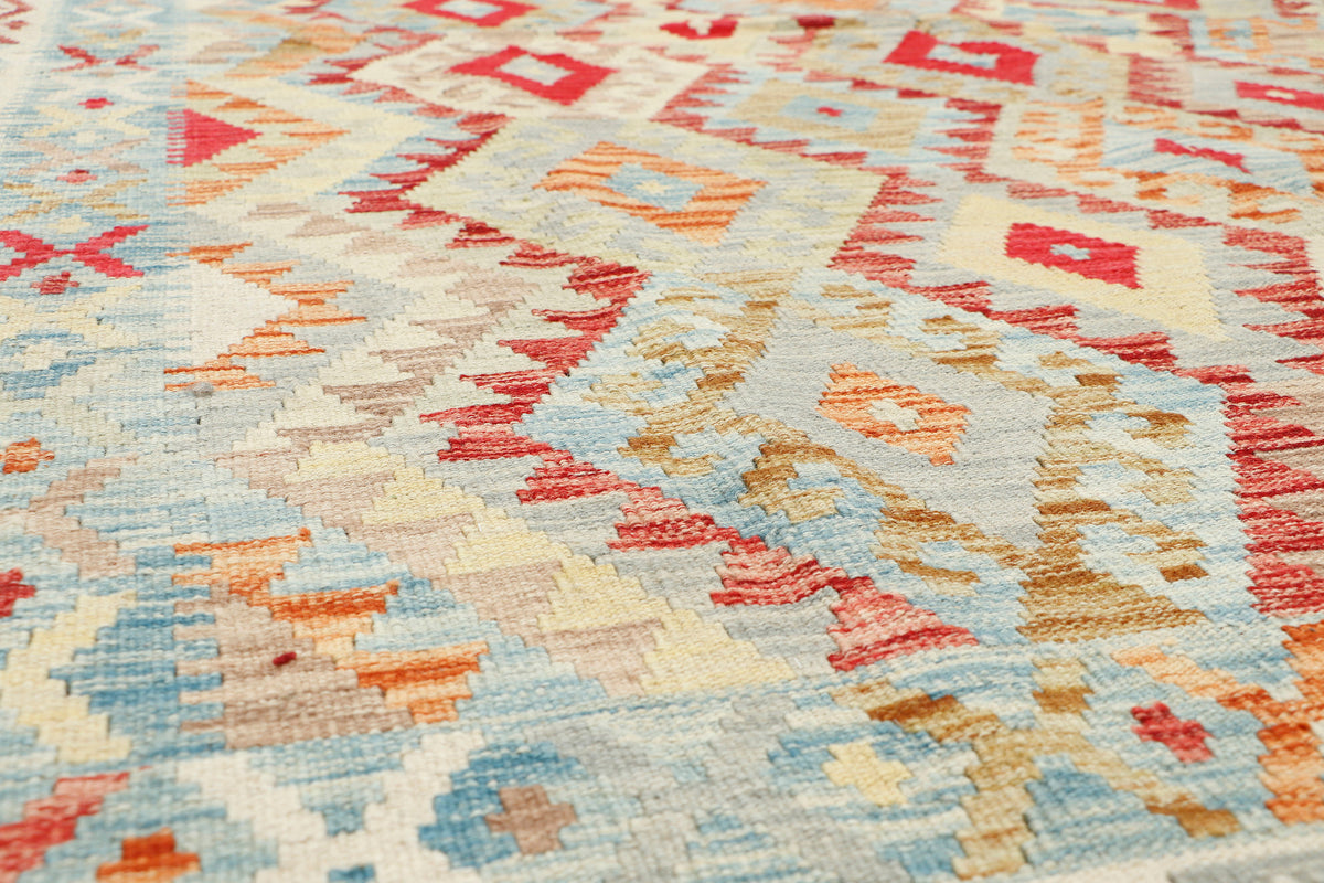 Kilim Rug (202 x 288cm)
