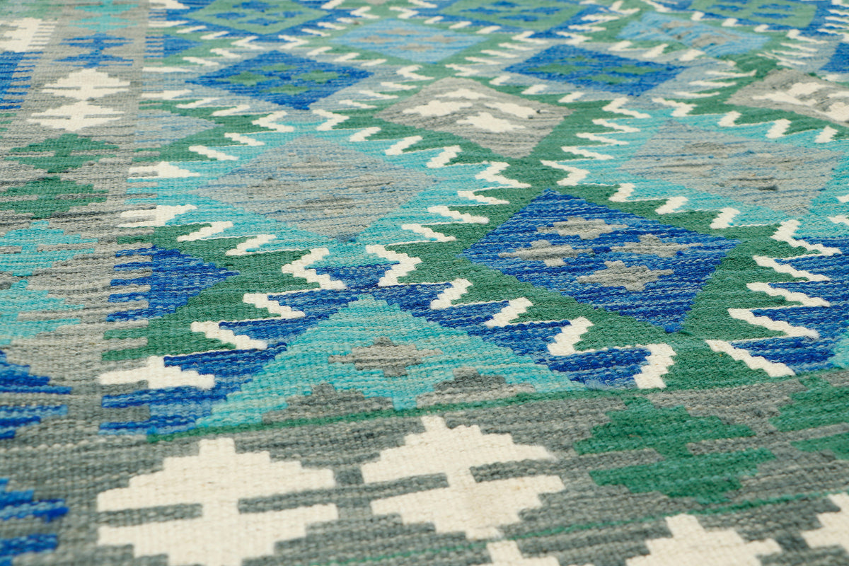 Kilim Rug (255 x 177cm)