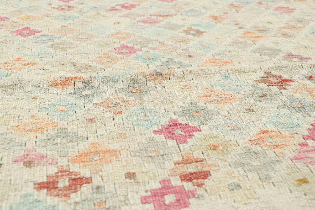 Afghan Kilim Rug (136 x 96cm)