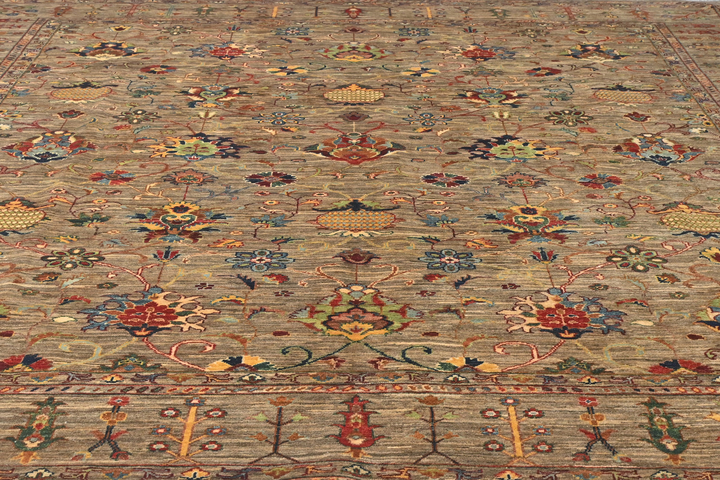 Sultani Ziegler (288 x 246cm)