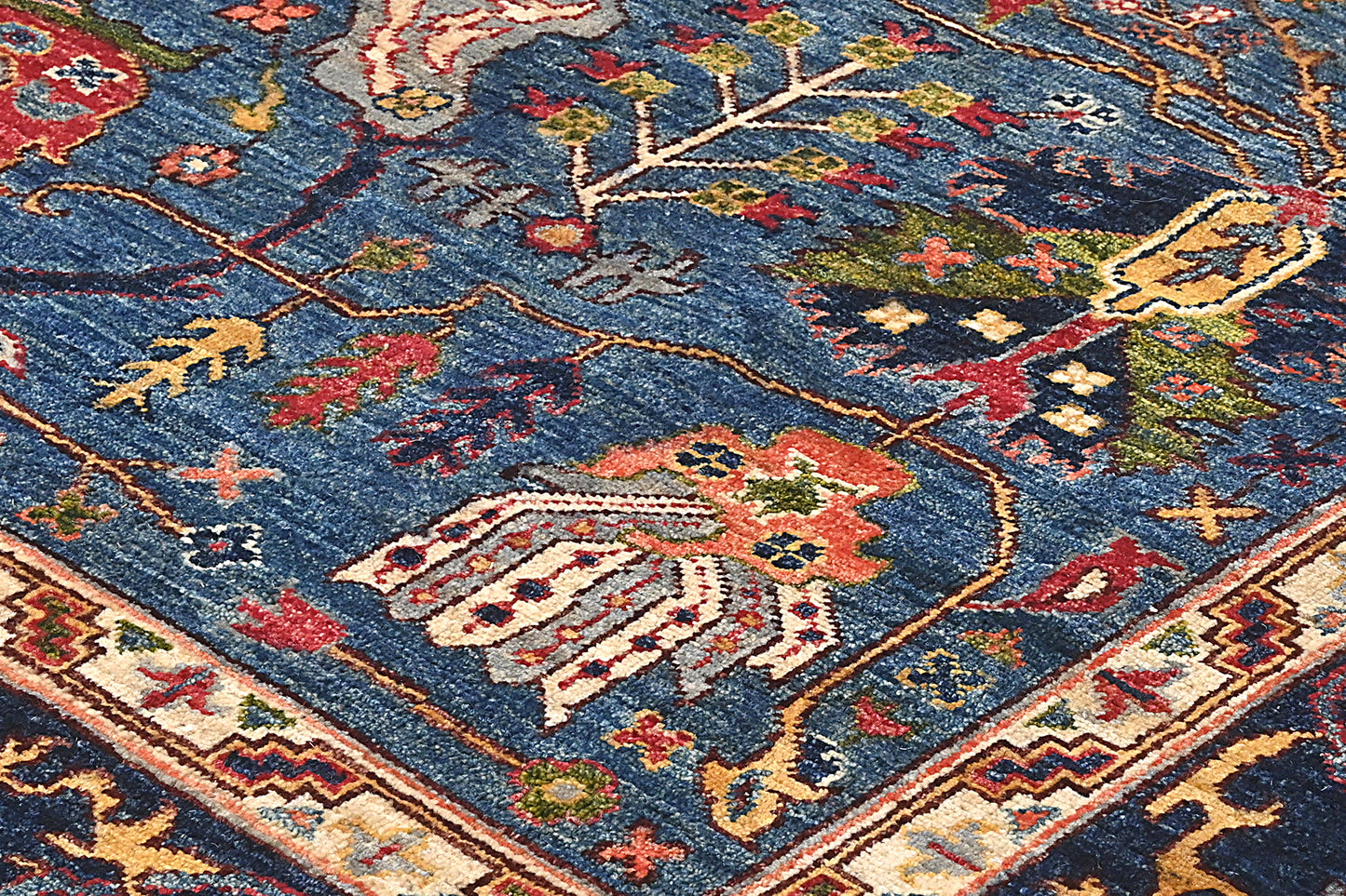 Afghan Chobi Rug (305 x 244cm)