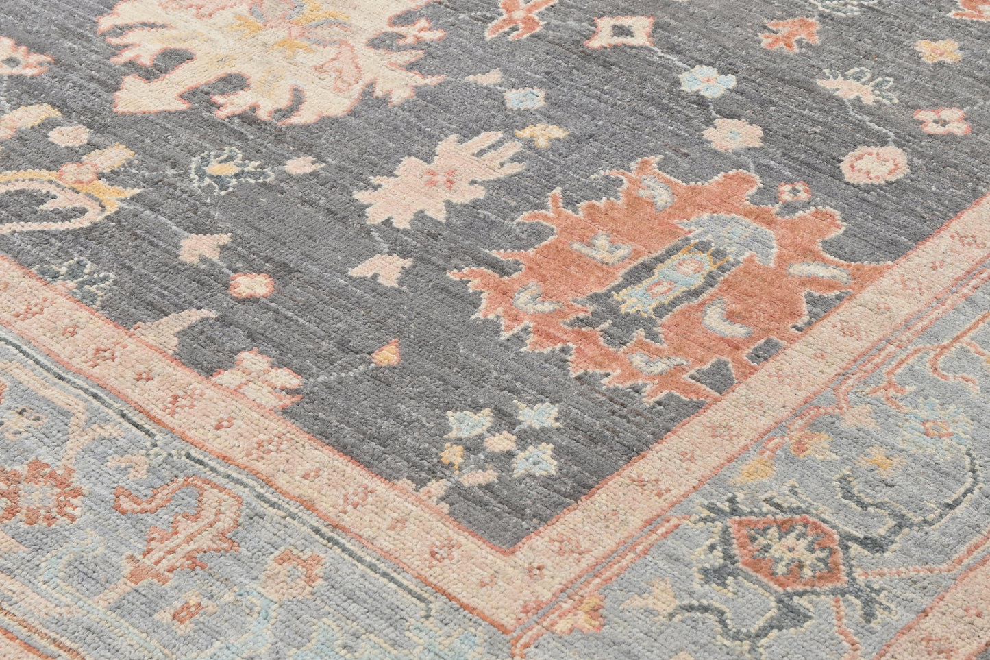 Afghan Oushak Rug (269 x 173cm)