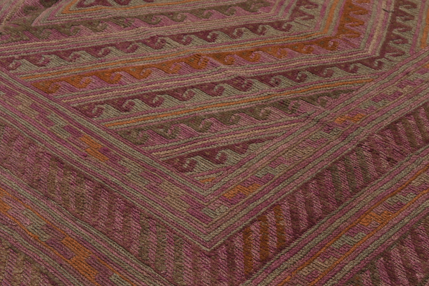 Afghan Meshwani Rug (284 x 212cm)