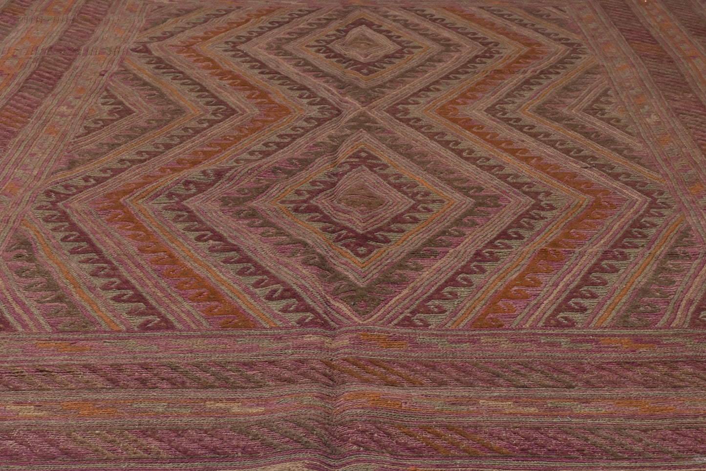 Afghan Meshwani Rug (284 x 212cm)