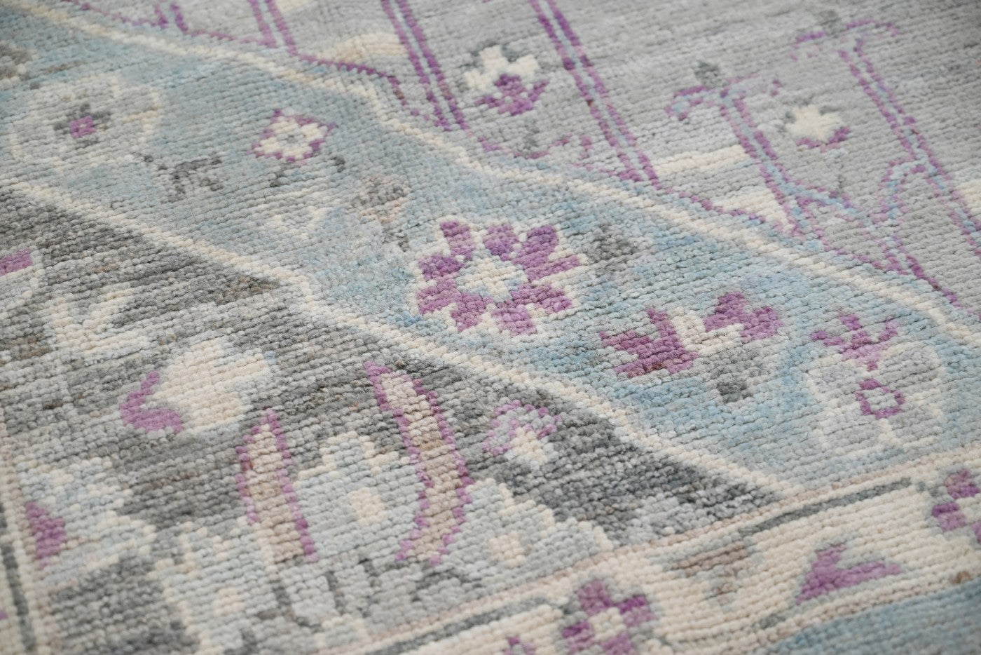 Afghan Oushak Rug (363 x 277cm)