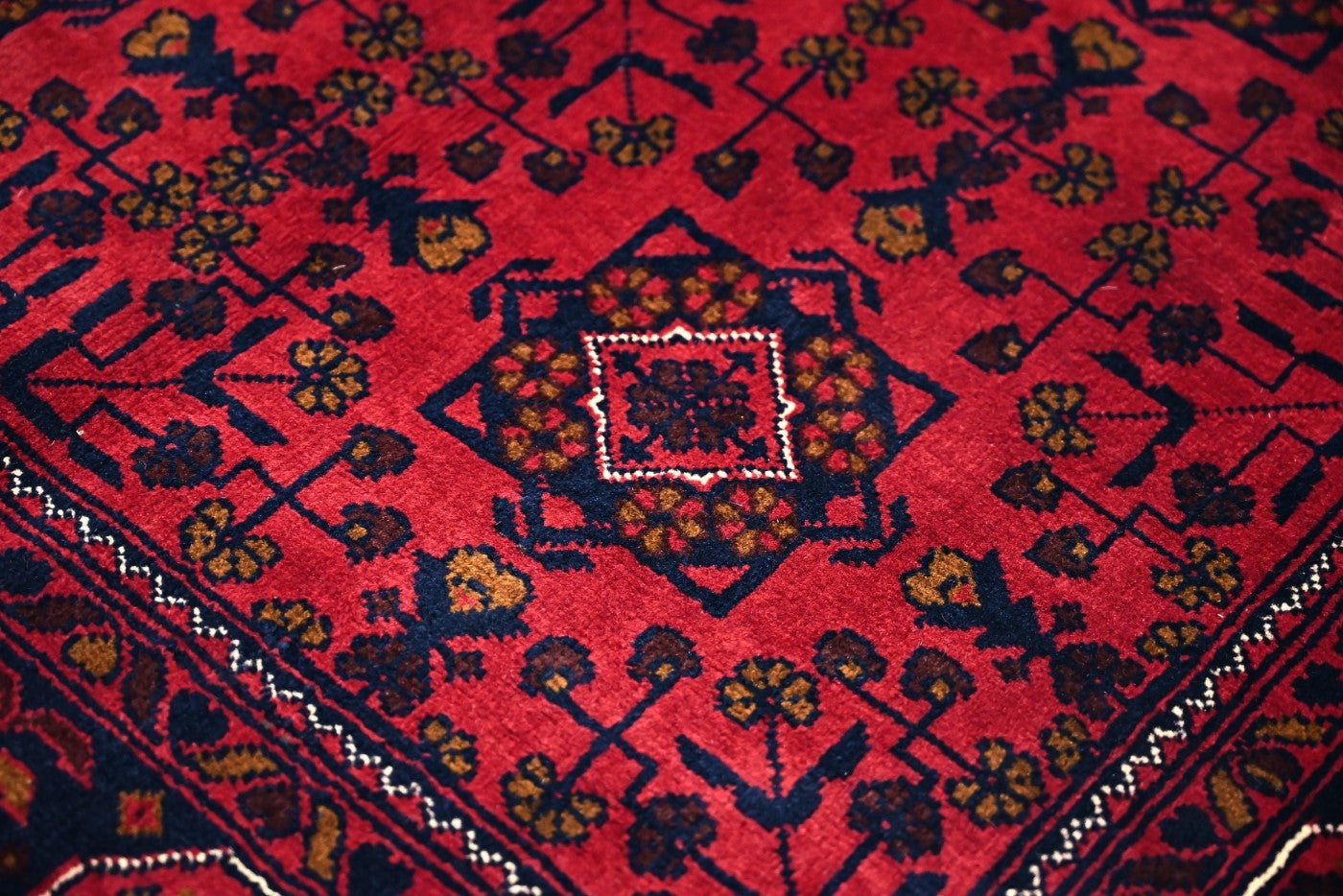 Afghan Khal Mohammadi Rug (160 x 104cm)