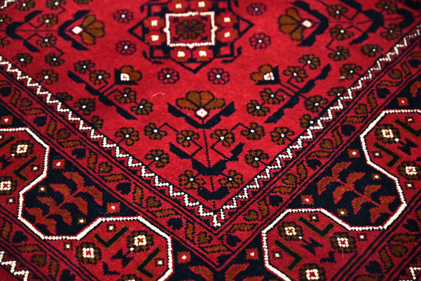 Afghan Khal Mohammadi Rug (126 x 87cm)
